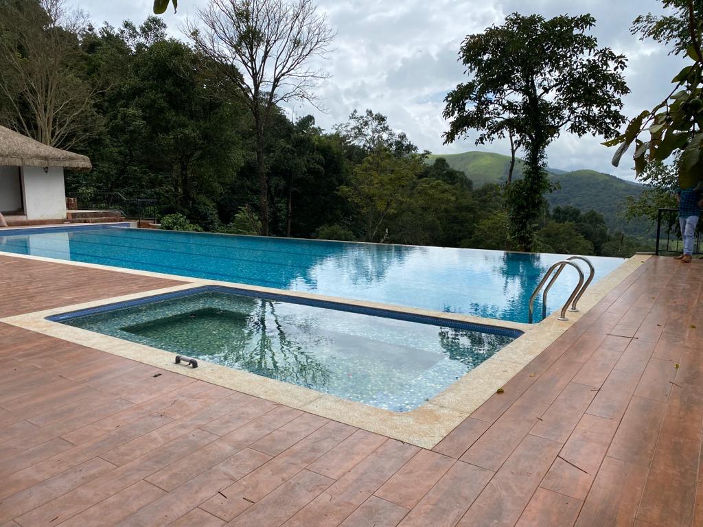 Small Backyard Pools